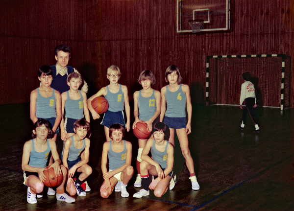 1976_DISBU_Basketballmannschaft.jpg
